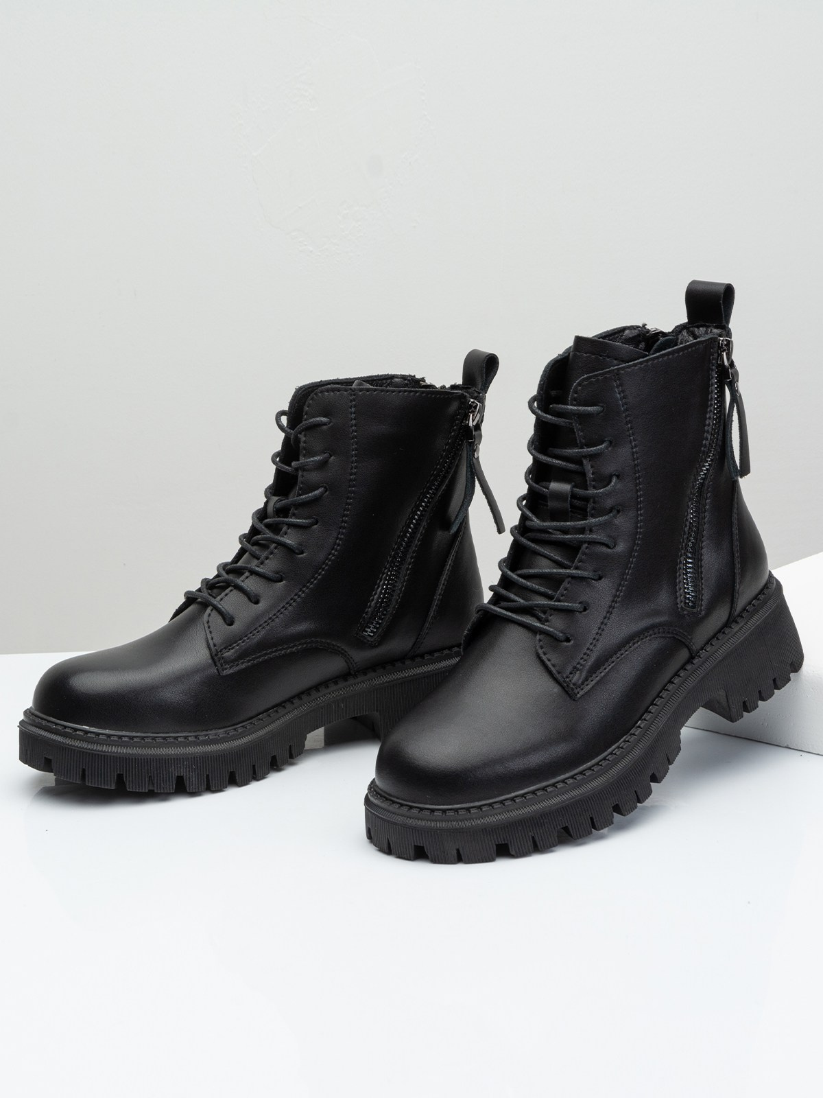 Обувь. Сборные фотосъёмки в Москве. фотосессии одежды.фотограф