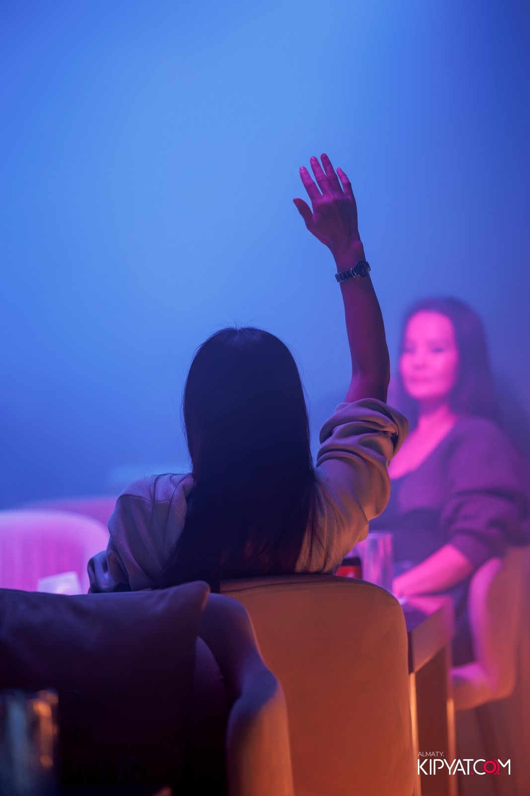 LAUREATE GRAND CAFÉ. КИПЯТКОМ АЛМАТЫ!