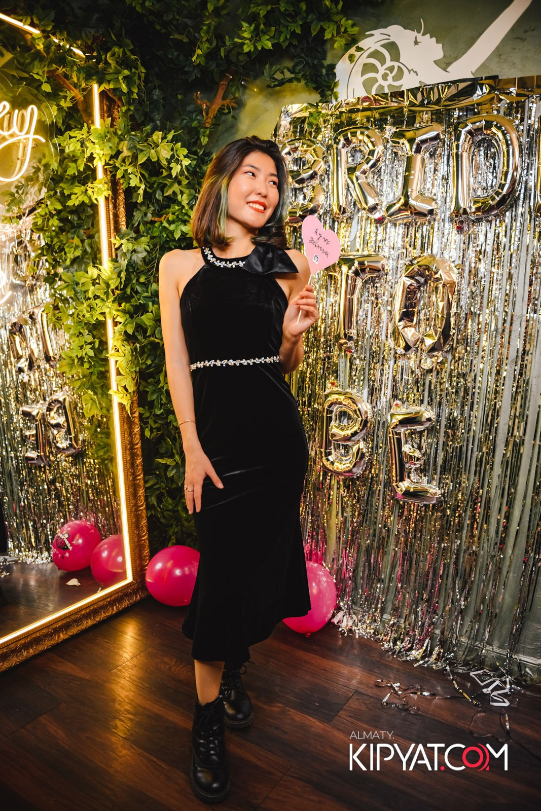 УХО И МЕДВЕДЬ НА САИНА. КИПЯТКОМ АЛМАТЫ! Фотосъемка мероприятий в Алматы