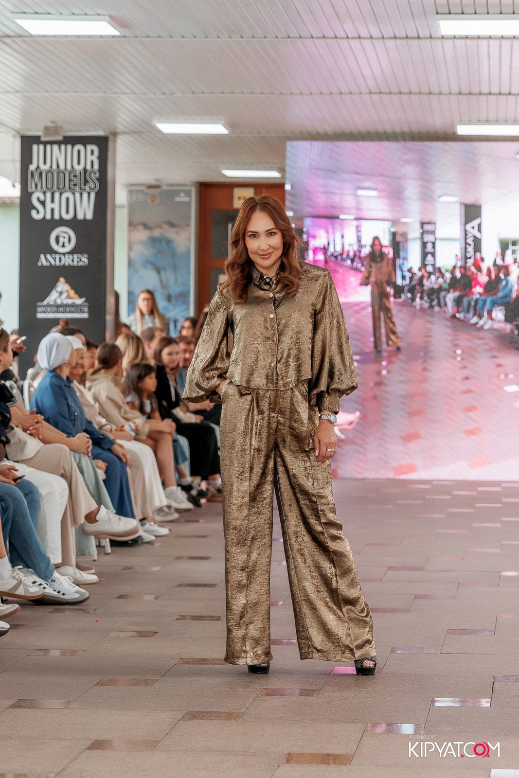 JUNIOR FASHION SHOW. КИПЯТКОМ АЛМАТЫ!