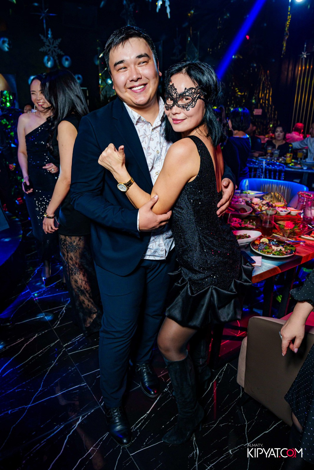 MOOD KARAOKE &TERRACE. КИПЯТКОМ АЛМАТЫ!