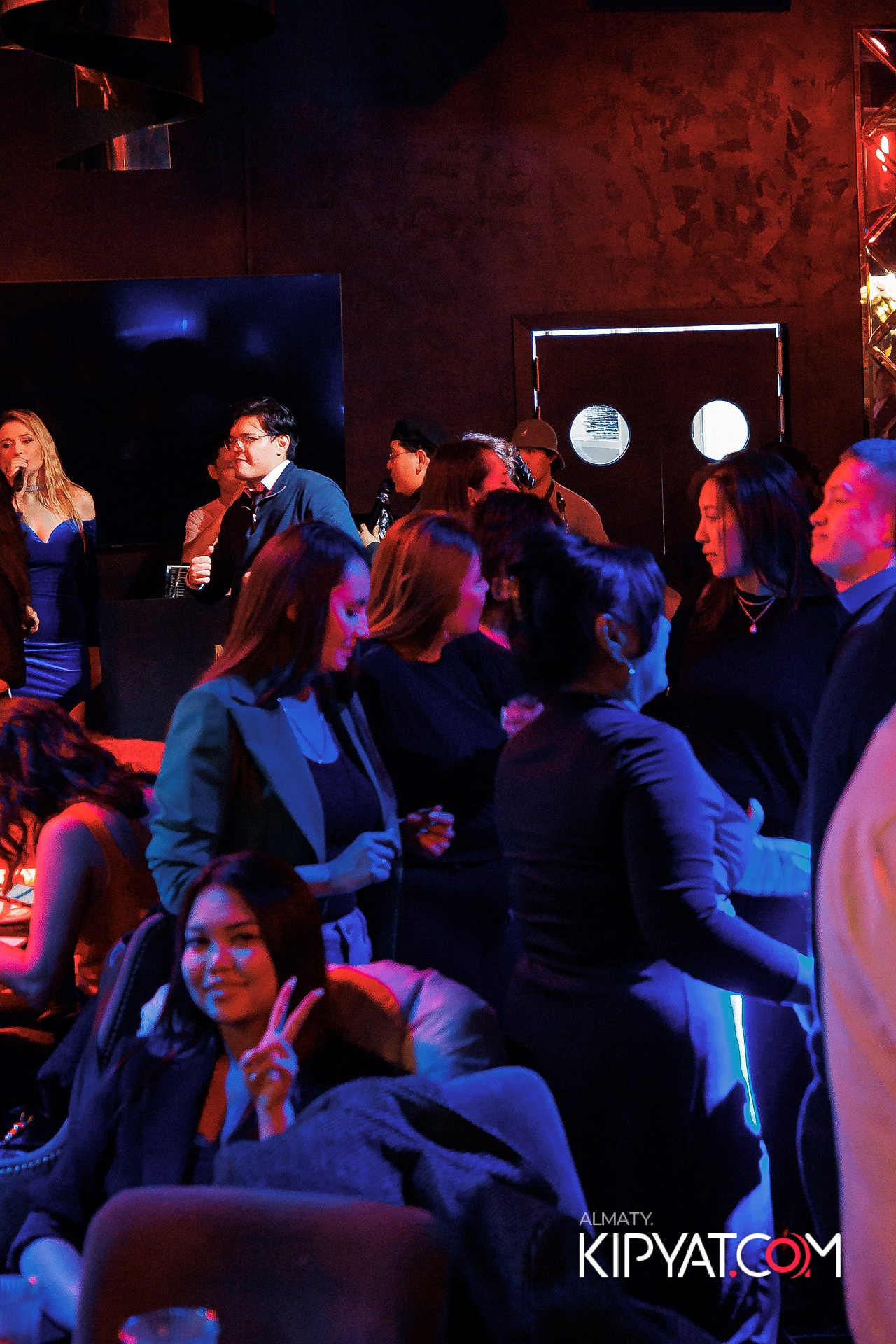 MOOD KARAOKE & TERRACE. КИПЯТКОМ АЛМАТЫ!