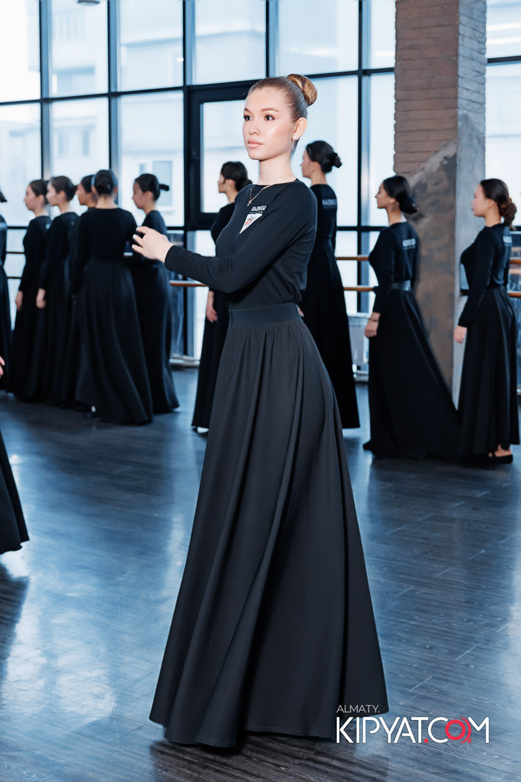 BLOCKBUSTER ТАНЦЕВАЛЬНАЯ АКАДЕМИЯ. КИПЯТКОМ АЛМАТЫ!