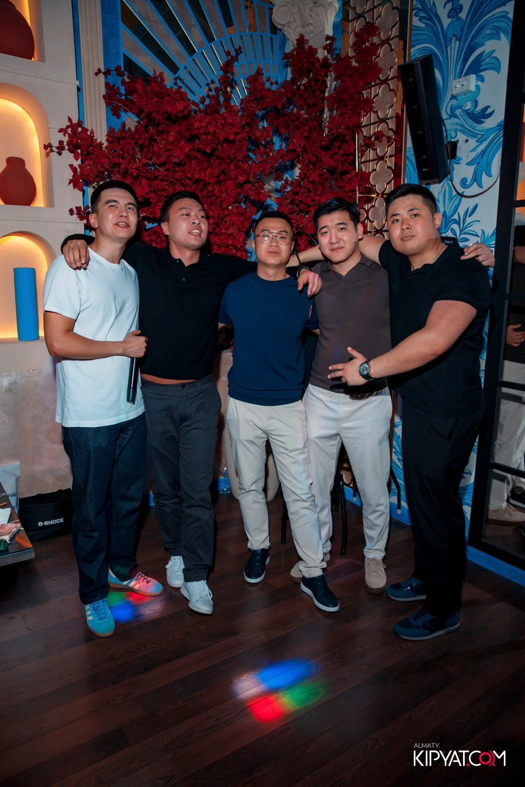 УХО И МЕДВЕДЬ НА КУРМАНГАЗЫ. КИПЯТКОМ АЛМАТЫ! Фотосъемка мероприятий в Алматы