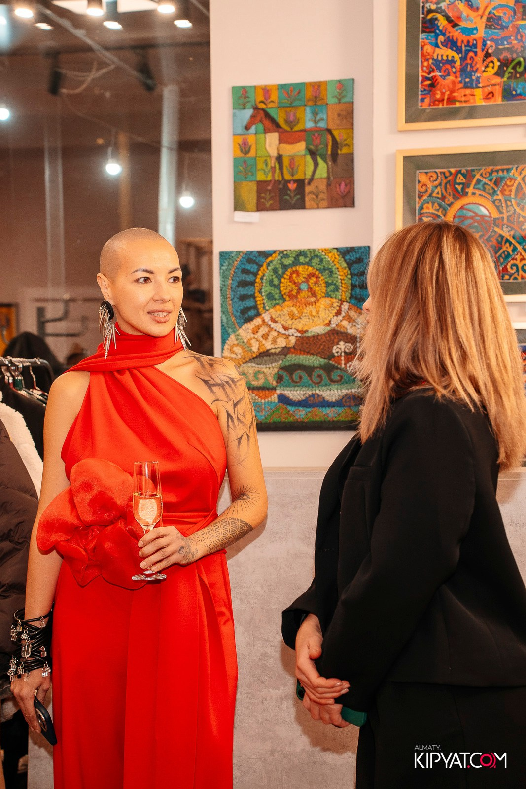 ОТКРЫТИЕ ХУДОЖЕСТВЕННОЙ ГАЛЕРЕИ ETNA ART LAB. КИПЯТКОМ АЛМАТЫ! Фотосъемка мероприятий в Алматы