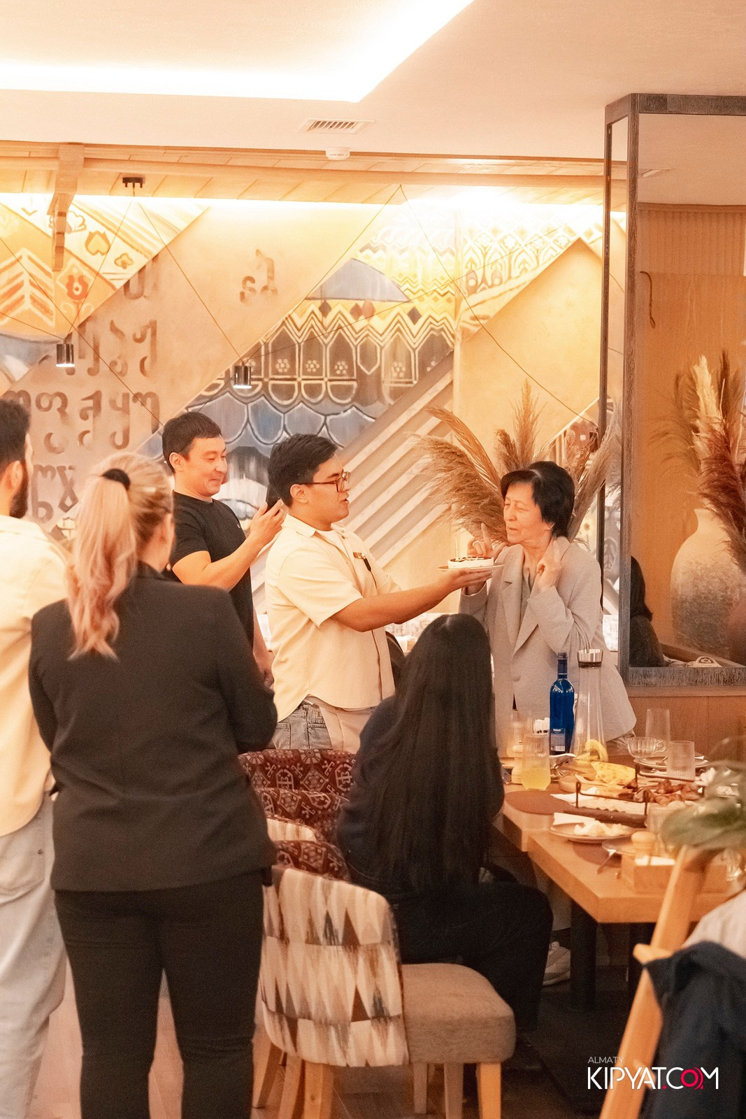 РЕСТОРАН ХАЧАПУРИ ХИНКАЛЬЕВИЧ. КИПЯТКОМ АЛМАТЫ!