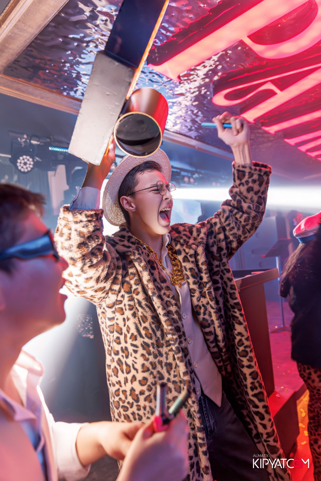 PATRIKI RESTAURANT. КИПЯТКОМ АЛМАТЫ!