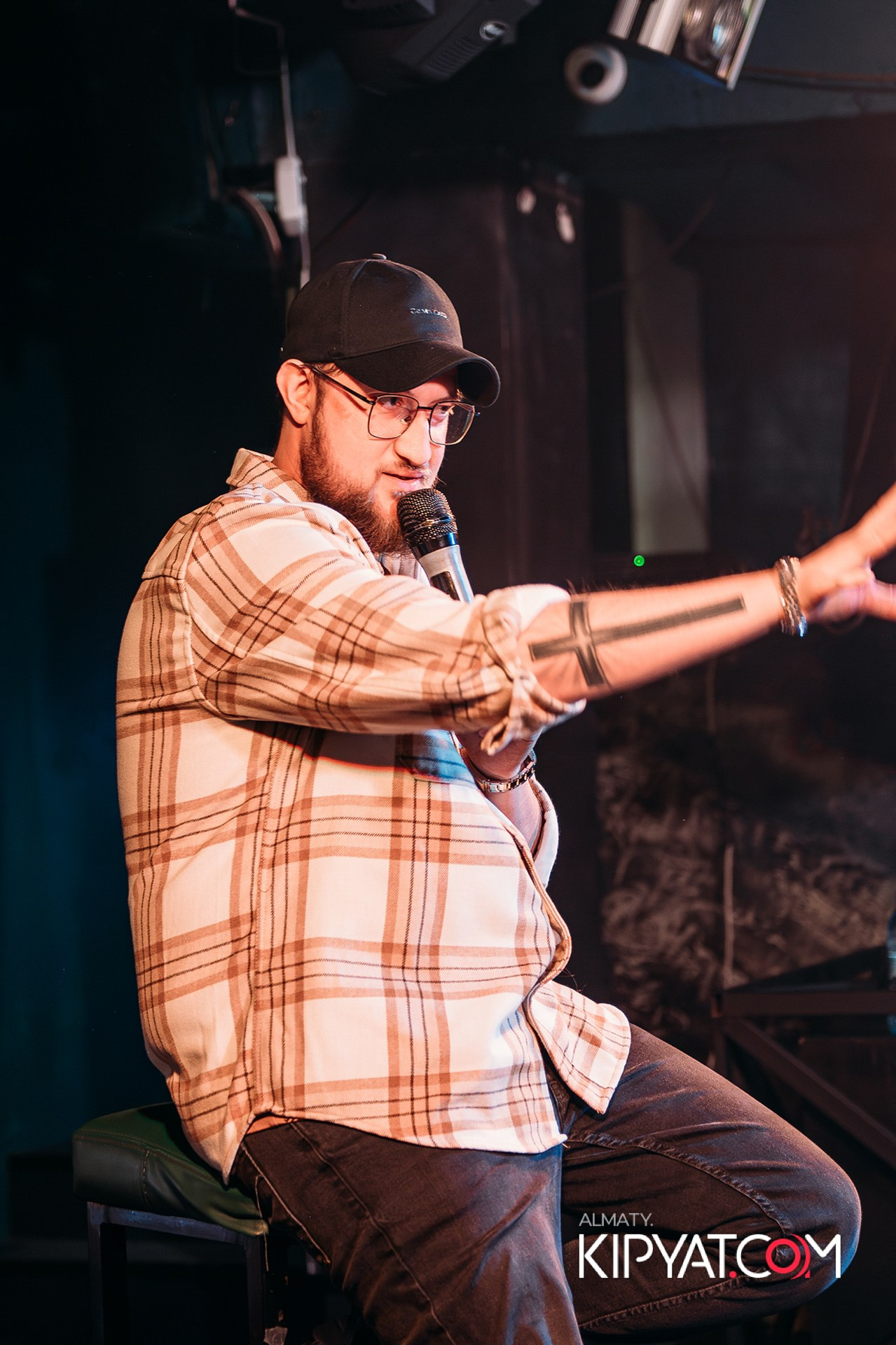 СОЛЬНЫЙ STAND UP КОНЦЕРТ АЛЕКСАНДРА МЕРКУЛЯ. КИПЯТКОМ АЛМАТЫ!