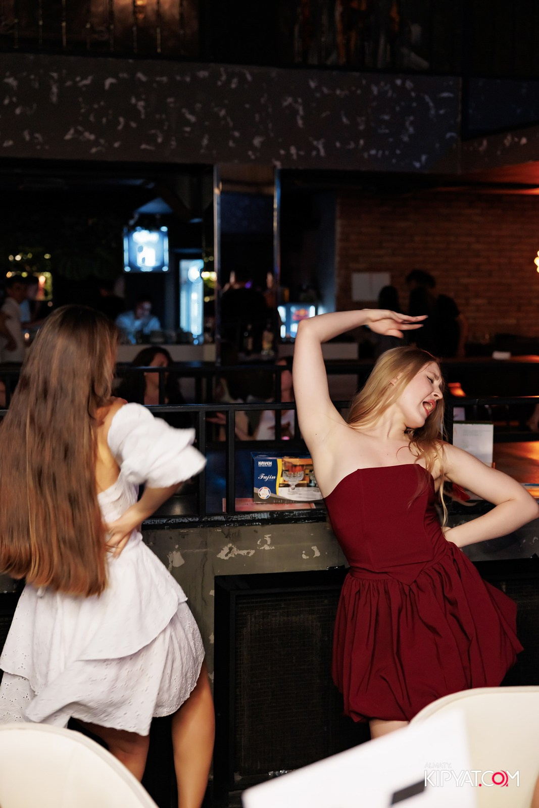 МУЗЫКАЛЬНОЕ ЛОТО В HIT RETRO. КИПЯТКОМ АЛМАТЫ!