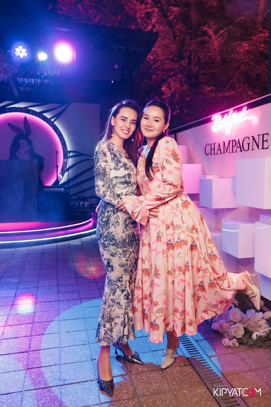 ЗАЯ, НА БИС. КИПЯТКОМ АЛМАТЫ!