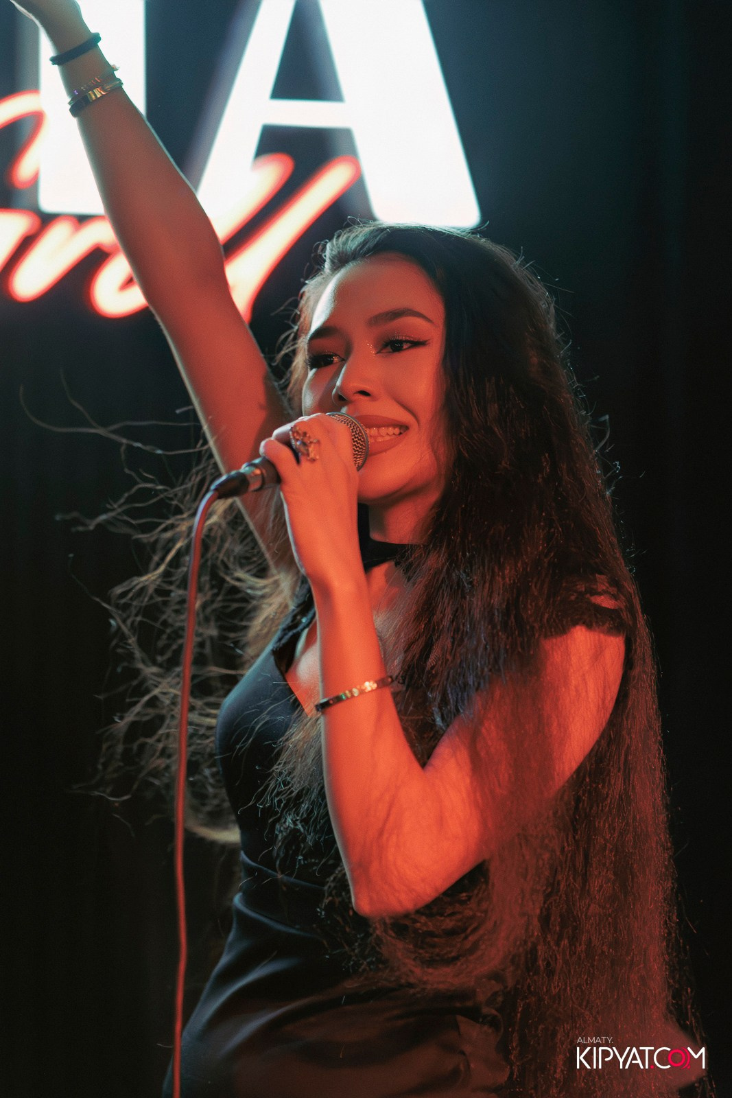 ПИНТА НА АУЭЗОВА. КИПЯТКОМ АЛМАТЫ!