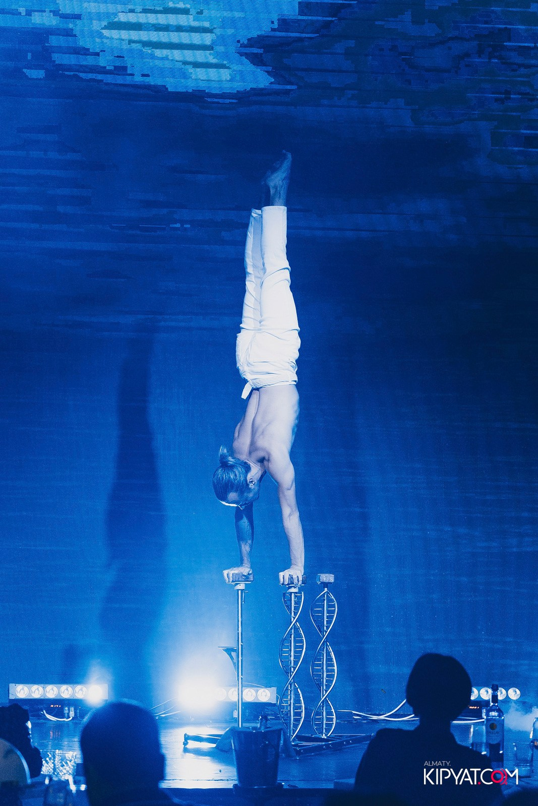 QUEEN. КИПЯТКОМ АЛМАТЫ!