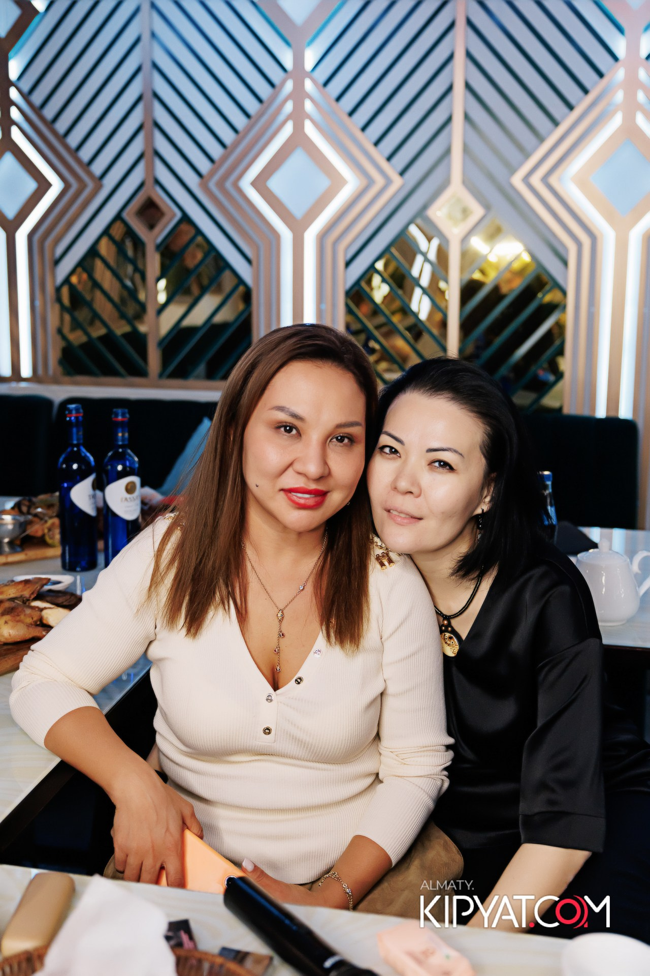 ЗАЯ, НА БИС. КИПЯТКОМ АЛМАТЫ!