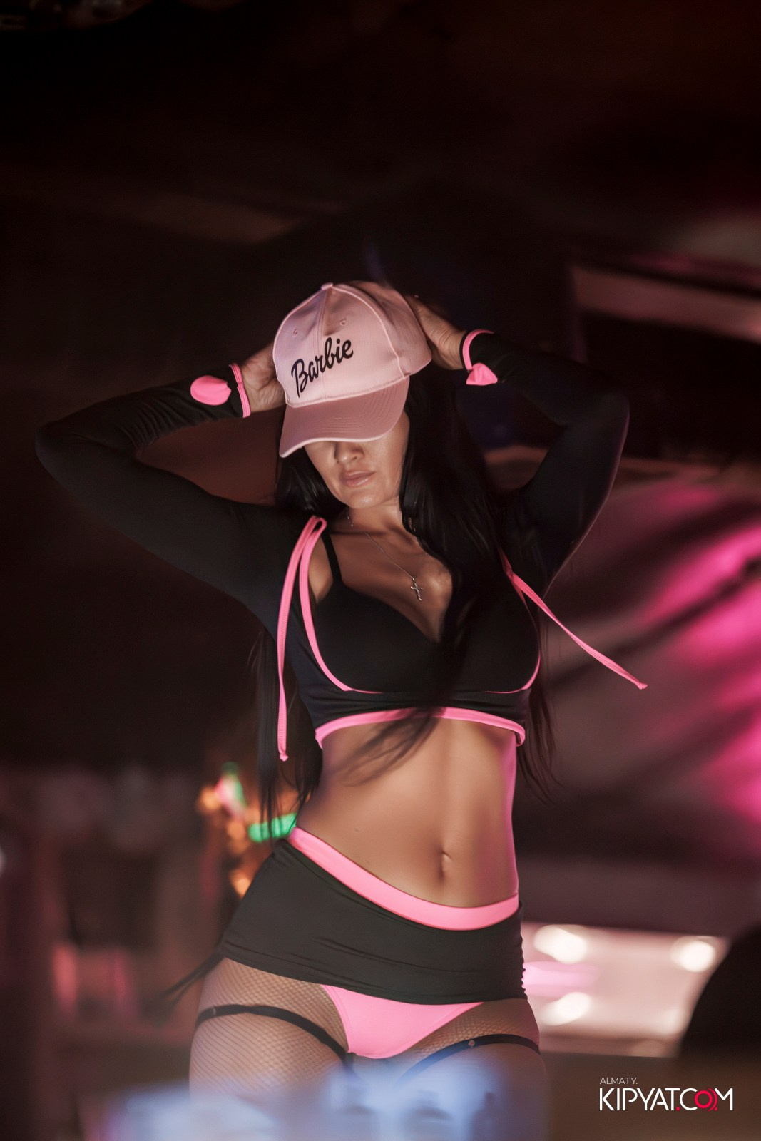 UYAT EMES BAR. КИПЯТКОМ АЛМАТЫ!