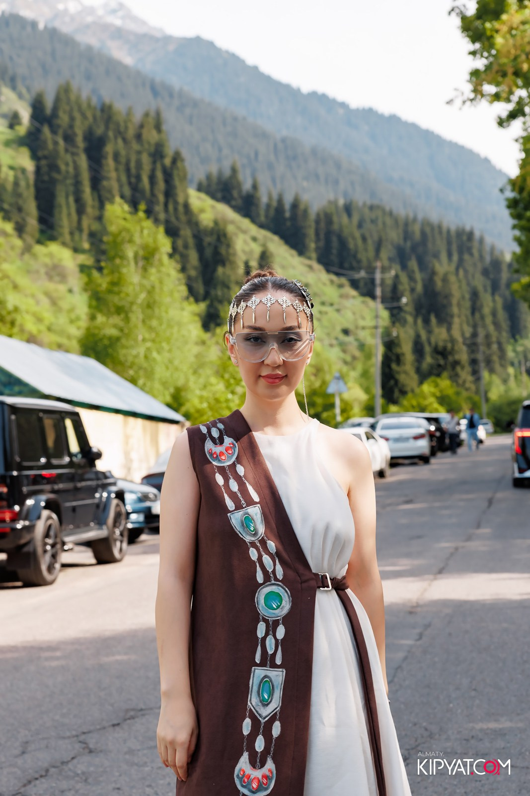 KANG REN TANG. КИПЯТКОМ АЛМАТЫ!