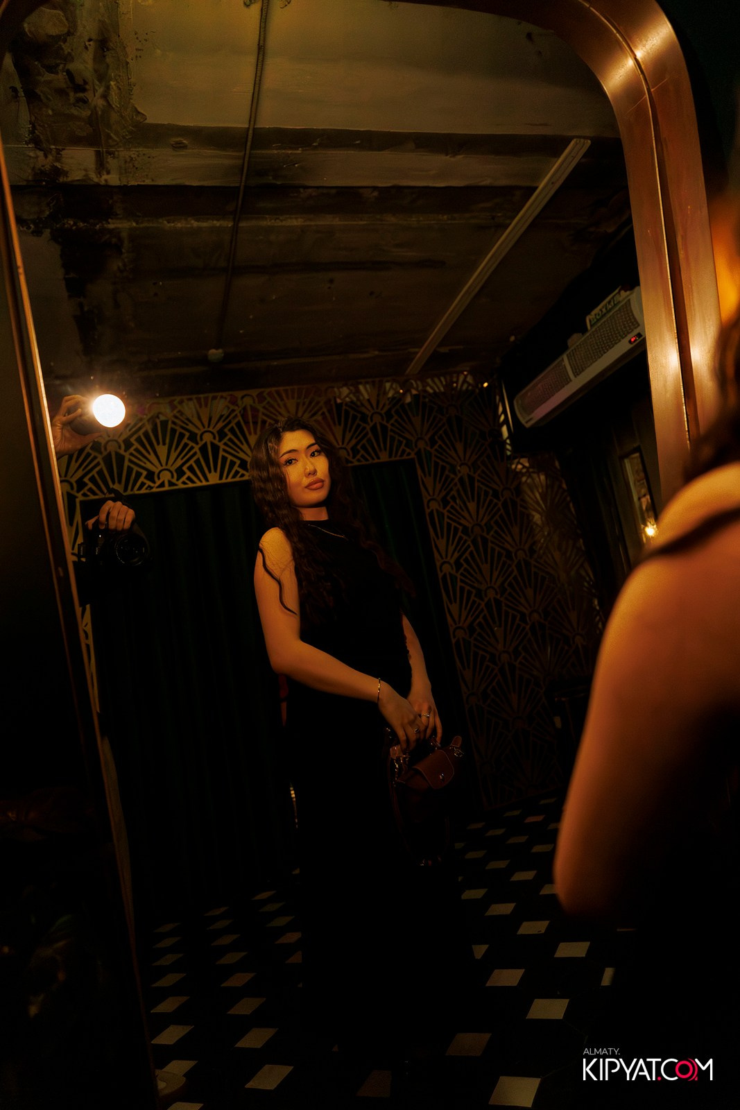 OLOVO BAR НА САТПАЕВА. КИПЯТКОМ АЛМАТЫ! Фотосъемка мероприятий в Алматы