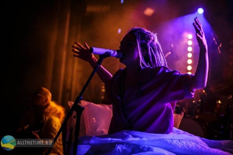 IOWA. Магия музыки в кадре: Концертная Фотография