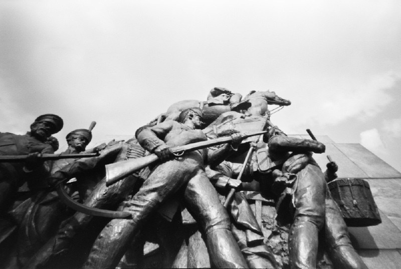 PINHOLE PHOTOS. Портретный и бизнес-фотограф в Москве Андрей Никольский