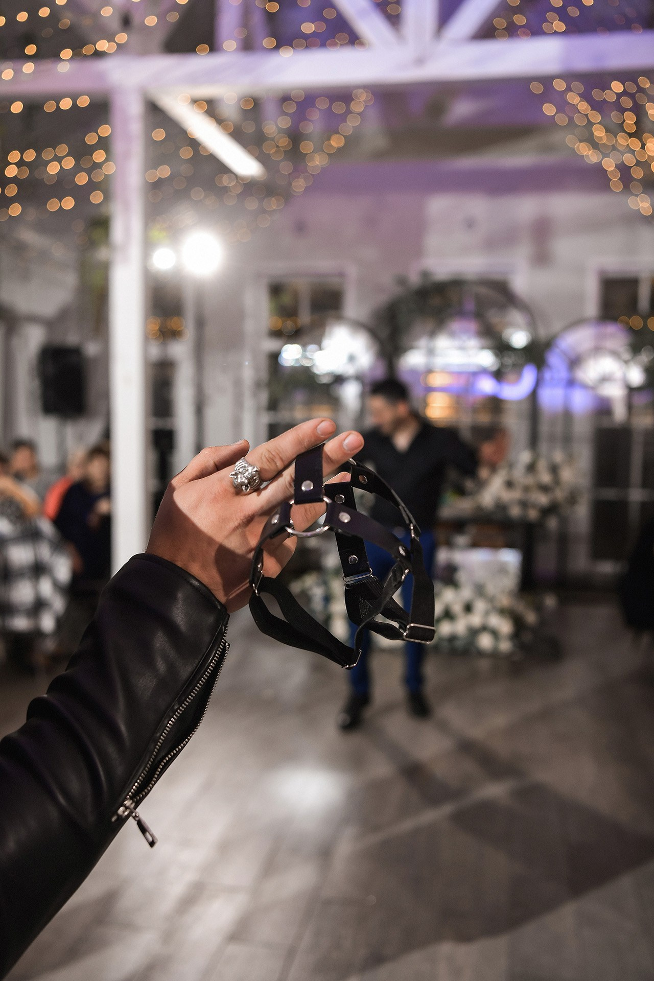 🔥 Саша и Катя — драйвовая свадебная вечеринка Красноярска в Шато white. 📸 Свадебный и семейный фотограф в Красноярске Тихомиров Евгений | 17 лет опыта | 800+ свадеб