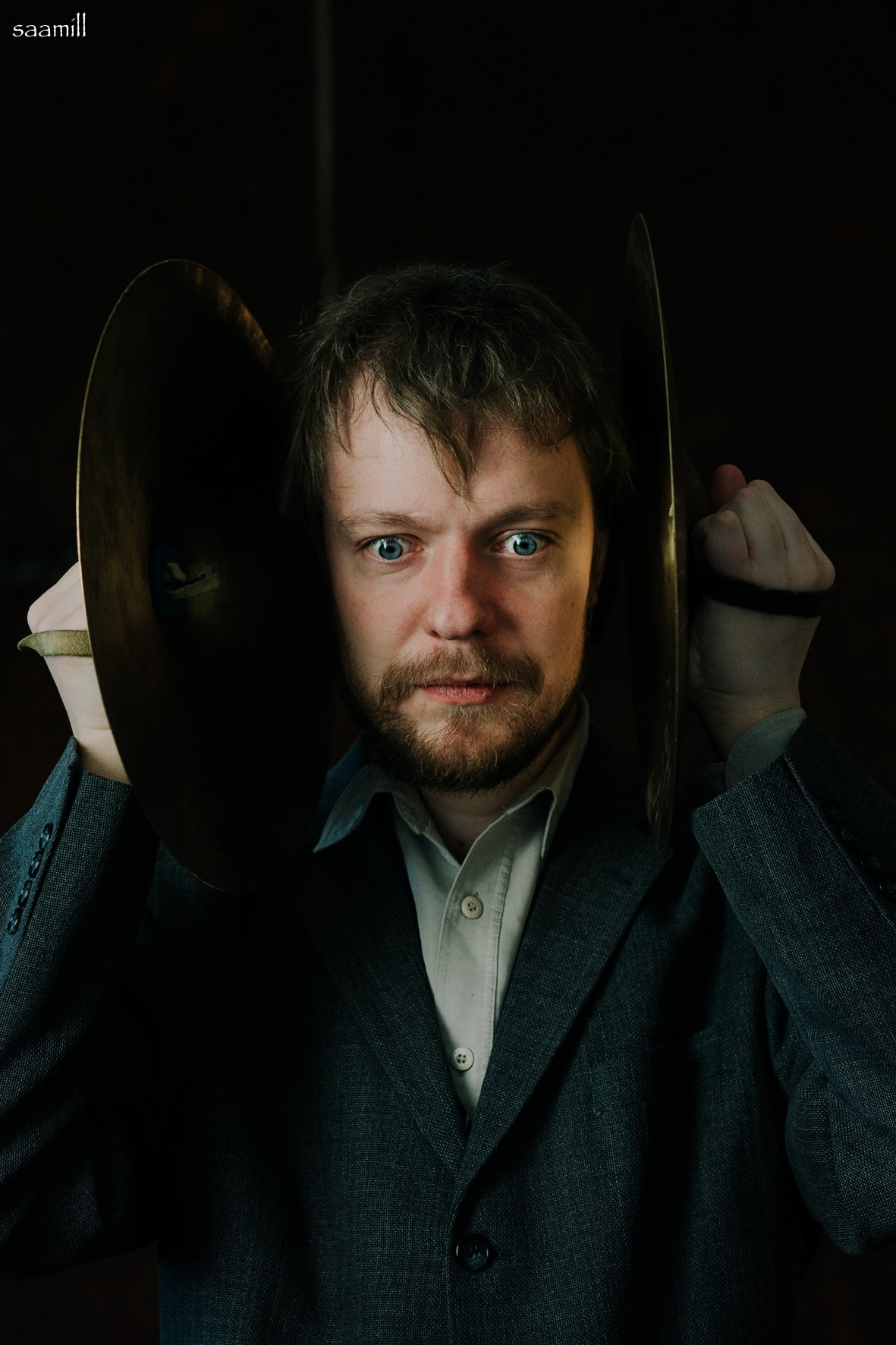 Strange man. Saamill