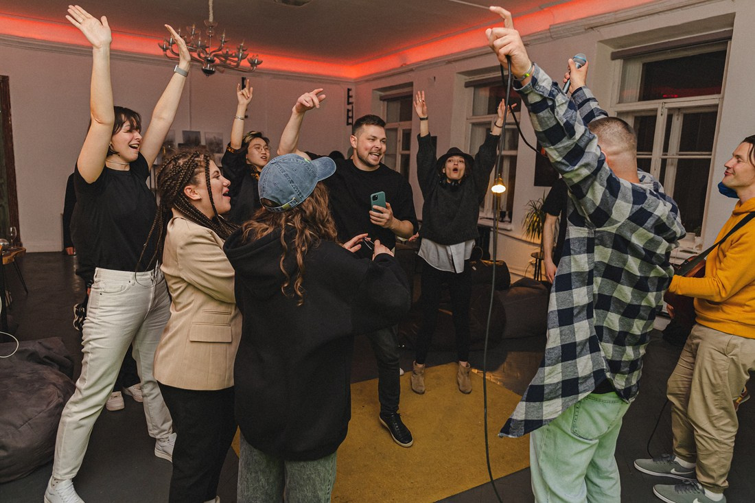 Репортажная и контент съемка. Портретный и Семейный фотограф в Санкт-Петербурге Rocket Alice