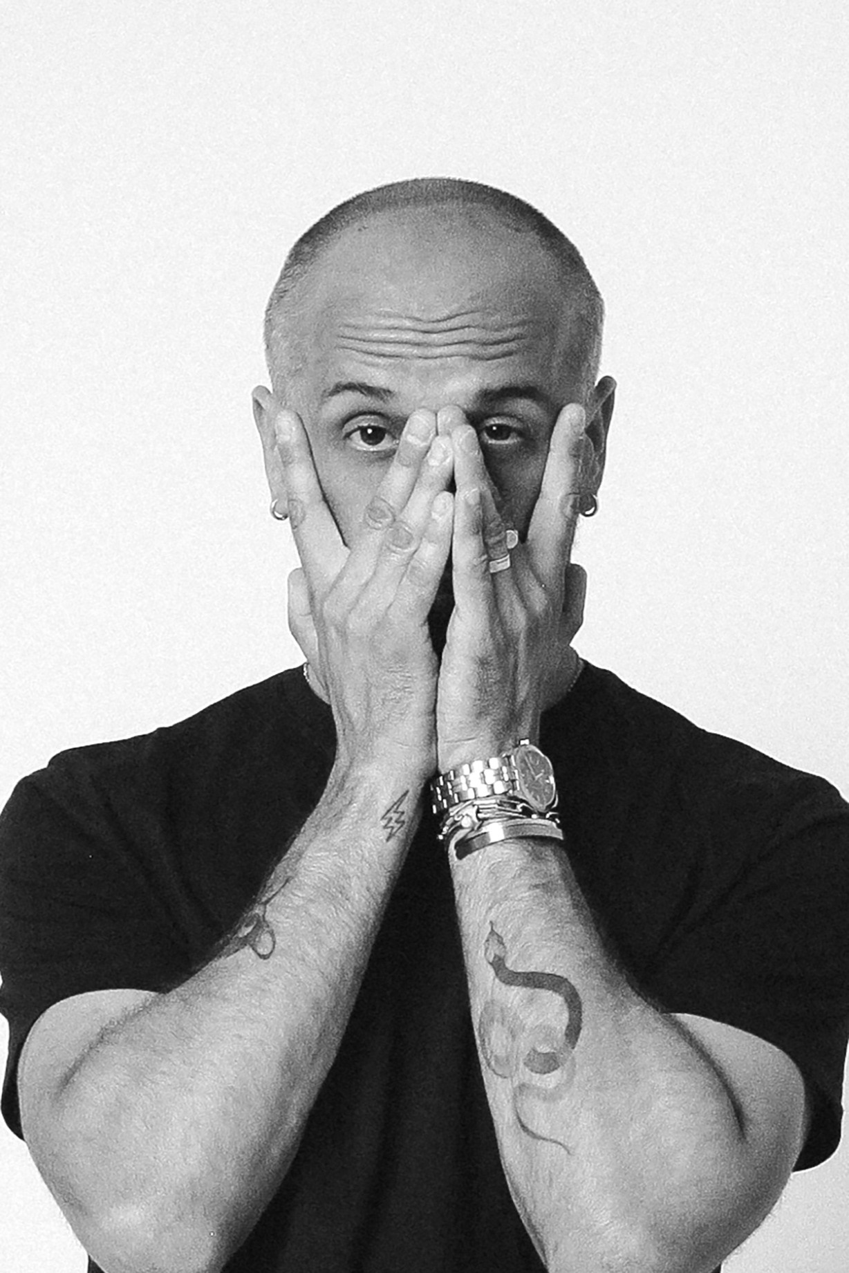 Фотостудия в Самаре. Фотостудия без фотографа. Автопортретная Самара