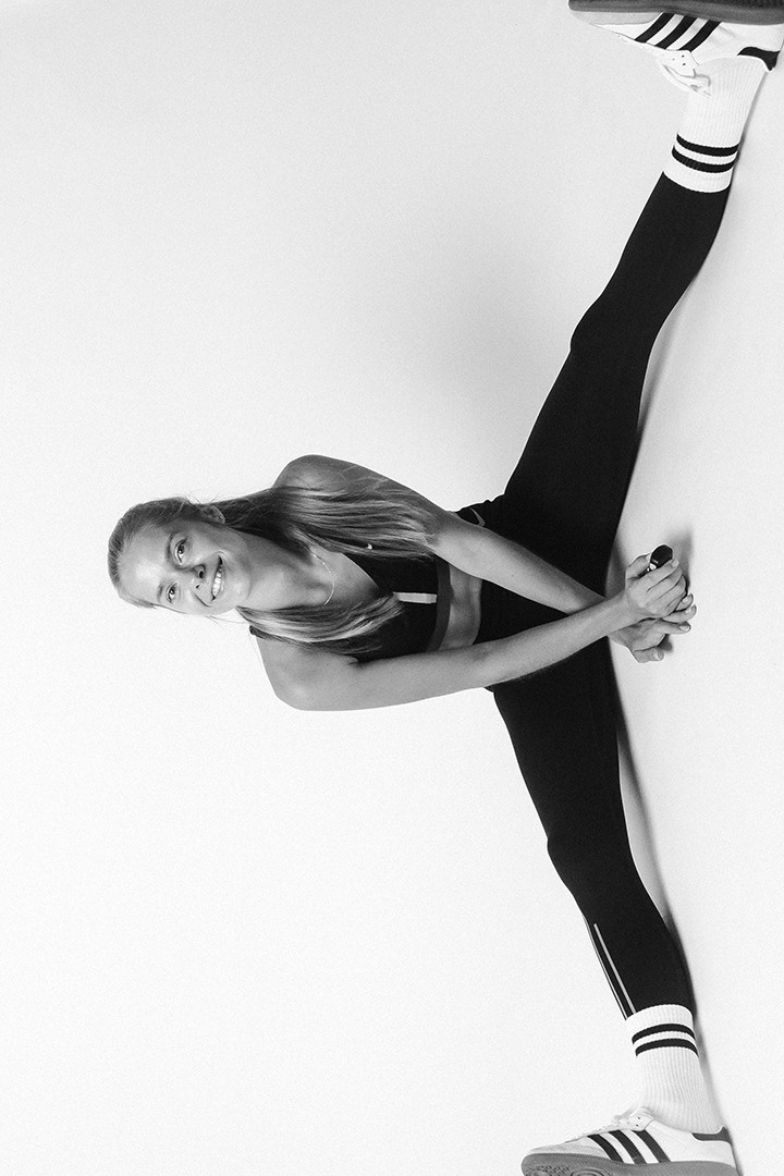 Фотостудия в Самаре. Фотостудия без фотографа. Автопортретная Самара