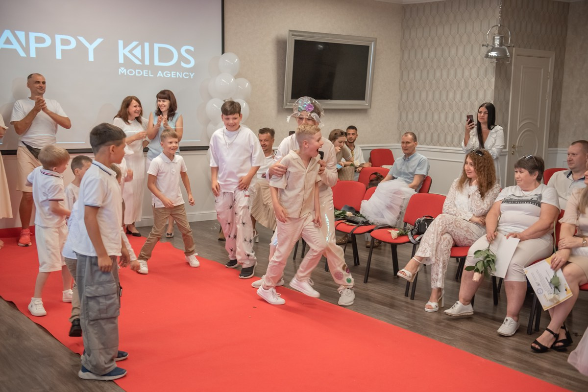 Выпускной HAPPYkids 2023. Семейный и коммерческий фотограф в Сочи Александр Бодунов