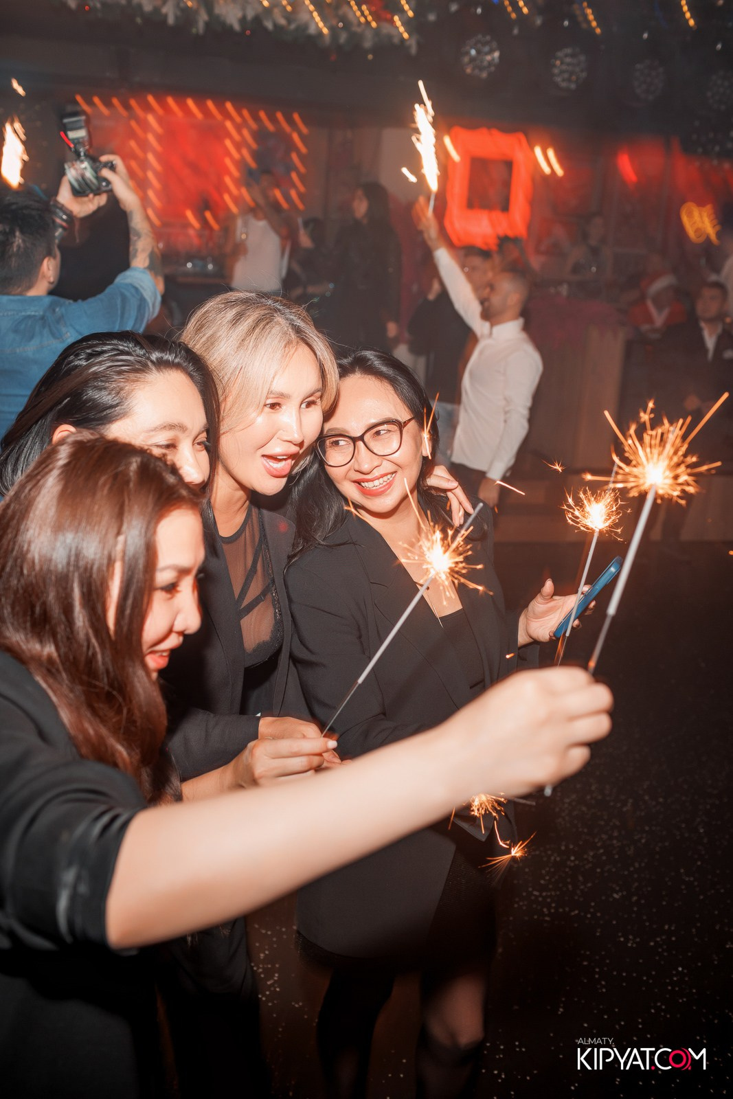 SANTA BARBARA. КИПЯТКОМ АЛМАТЫ!