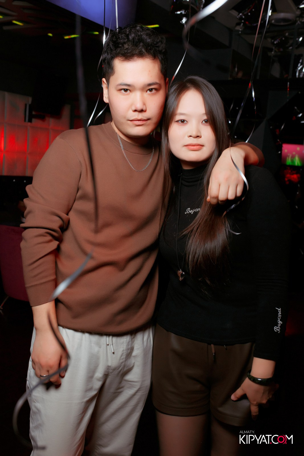 КАРАОКЕ МИКРОФОН. КИПЯТКОМ АЛМАТЫ!