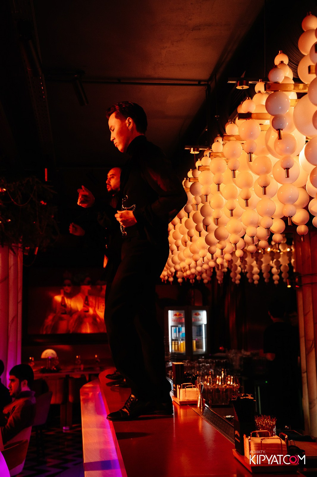 QUEEN. КИПЯТКОМ АЛМАТЫ!