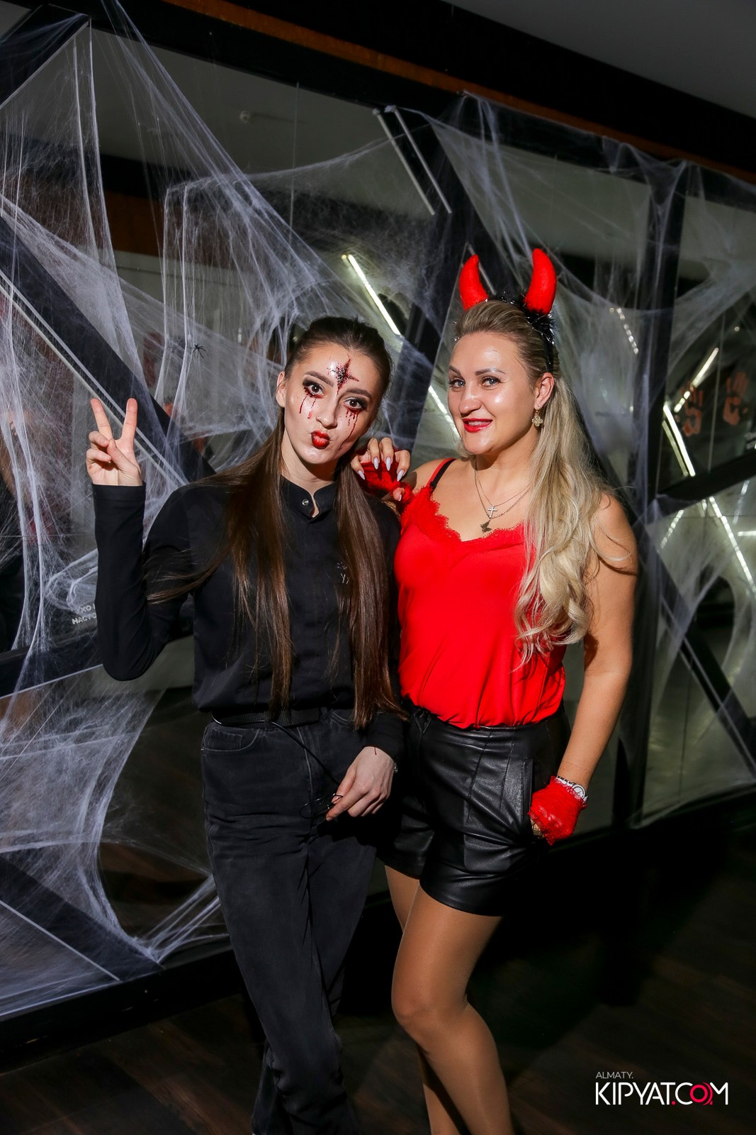 УХО И МЕДВЕДЬ НА САИНА. КИПЯТКОМ АЛМАТЫ!