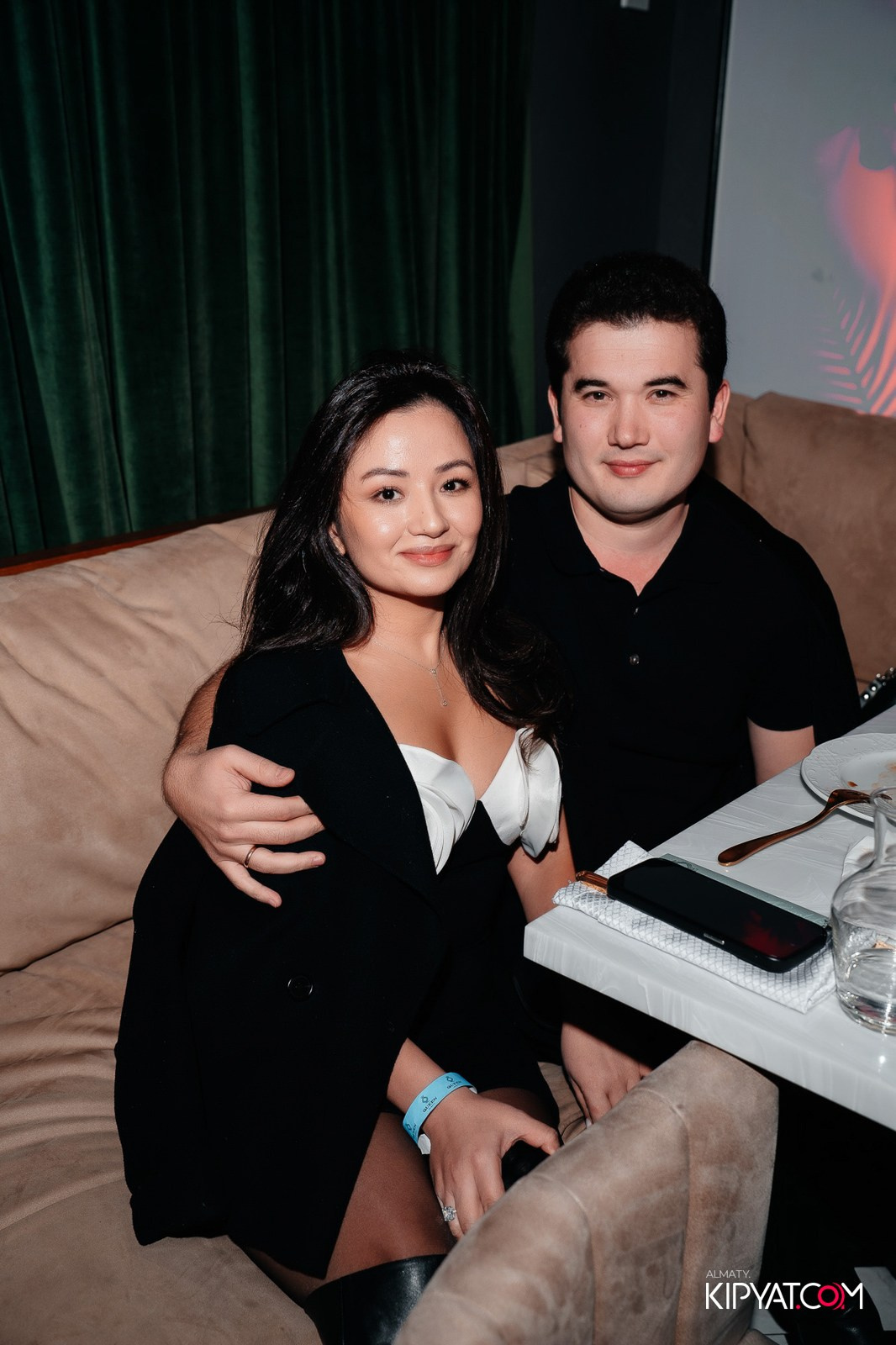 МИХАИЛ ШУФУТИНСКИЙ С СОЛЬНЫМ КОНЦЕРТОМ В QUEEN ALMATY. КИПЯТКОМ АЛМАТЫ!