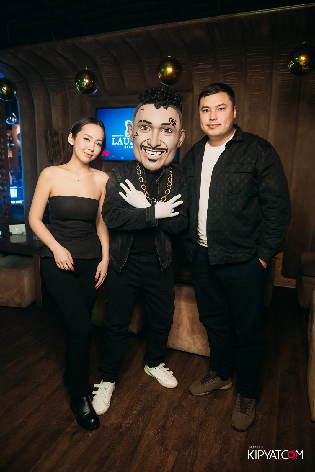 LAUREATE GRANDE CAFE. КИПЯТКОМ АЛМАТЫ!