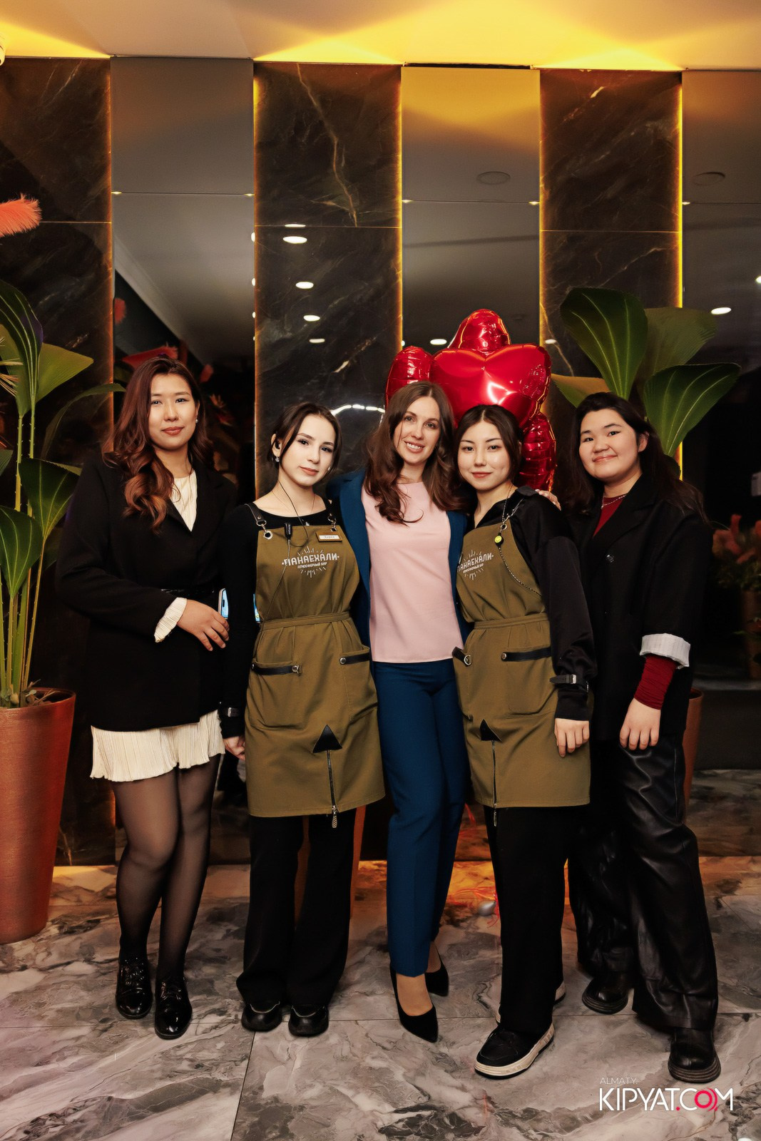 БАР ПАНАЕХАЛИ НА ДОСТЫК. КИПЯТКОМ АЛМАТЫ!