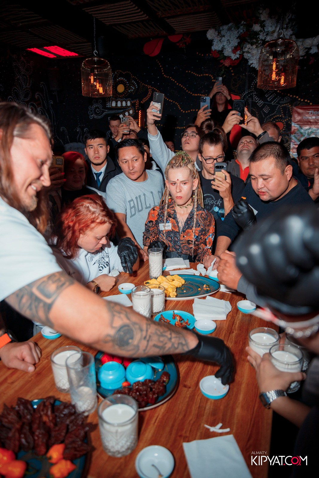 SUPER HOT CHELLENGE ОТ ДУША ПЕРЦА В VICTORY MEXICO. КИПЯТКОМ АЛМАТЫ!