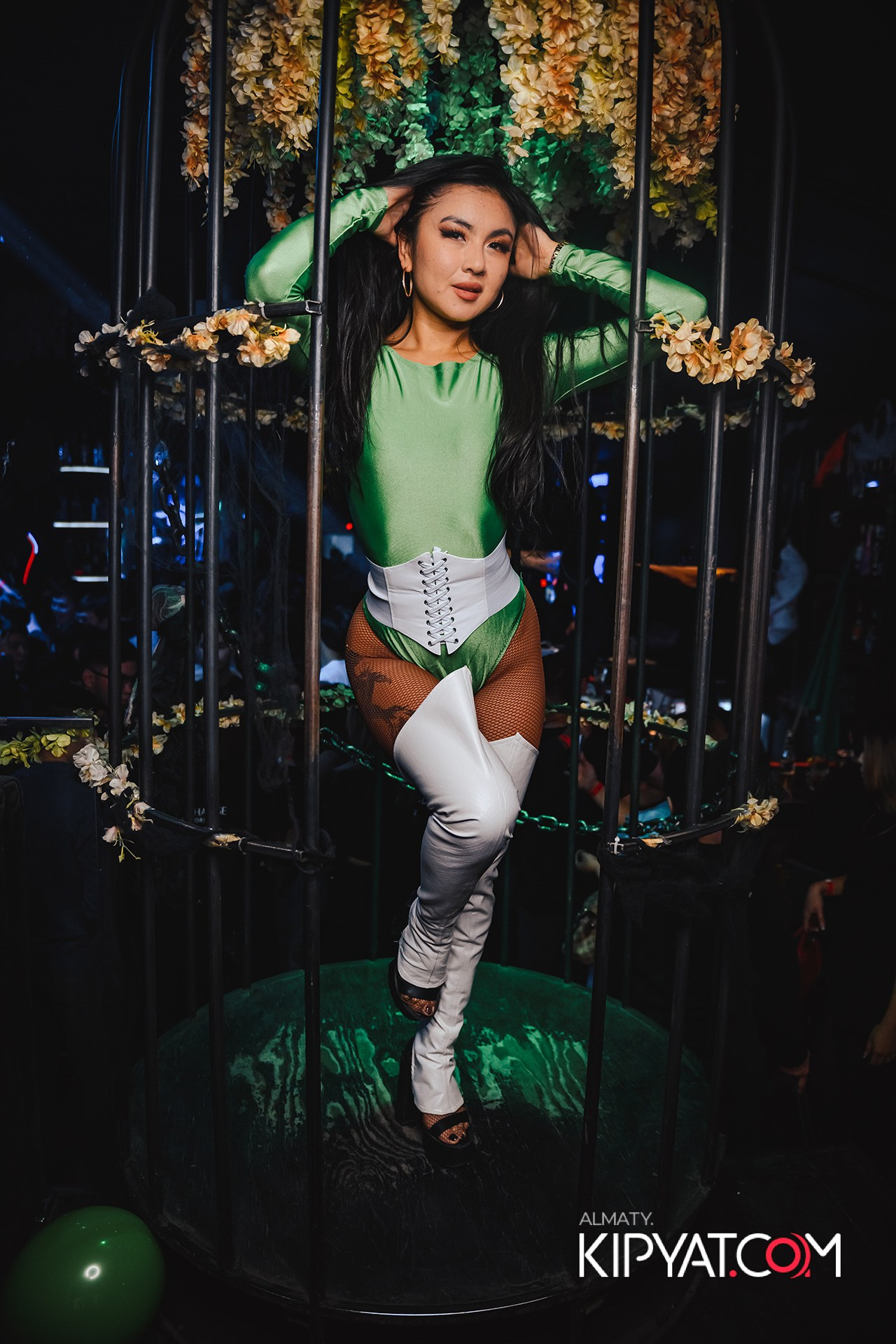 UYAT EMES BAR. КИПЯТКОМ АЛМАТЫ!