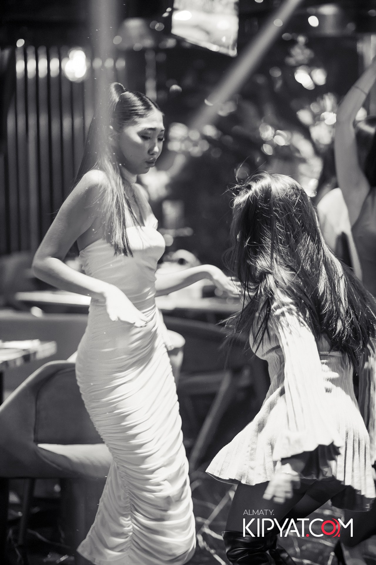 MOOD KARAOKE & TERRACE. КИПЯТКОМ АЛМАТЫ!