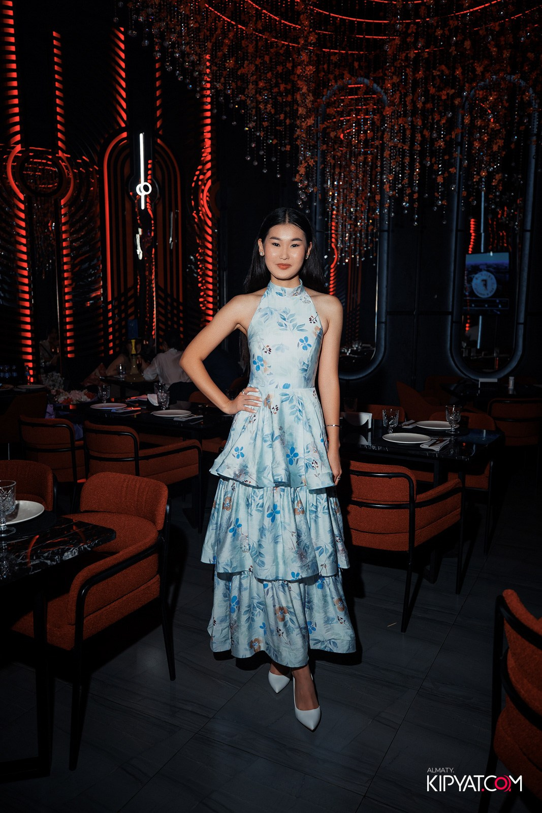 FRIENDS BAR & TERRACE. КИПЯТКОМ АЛМАТЫ!