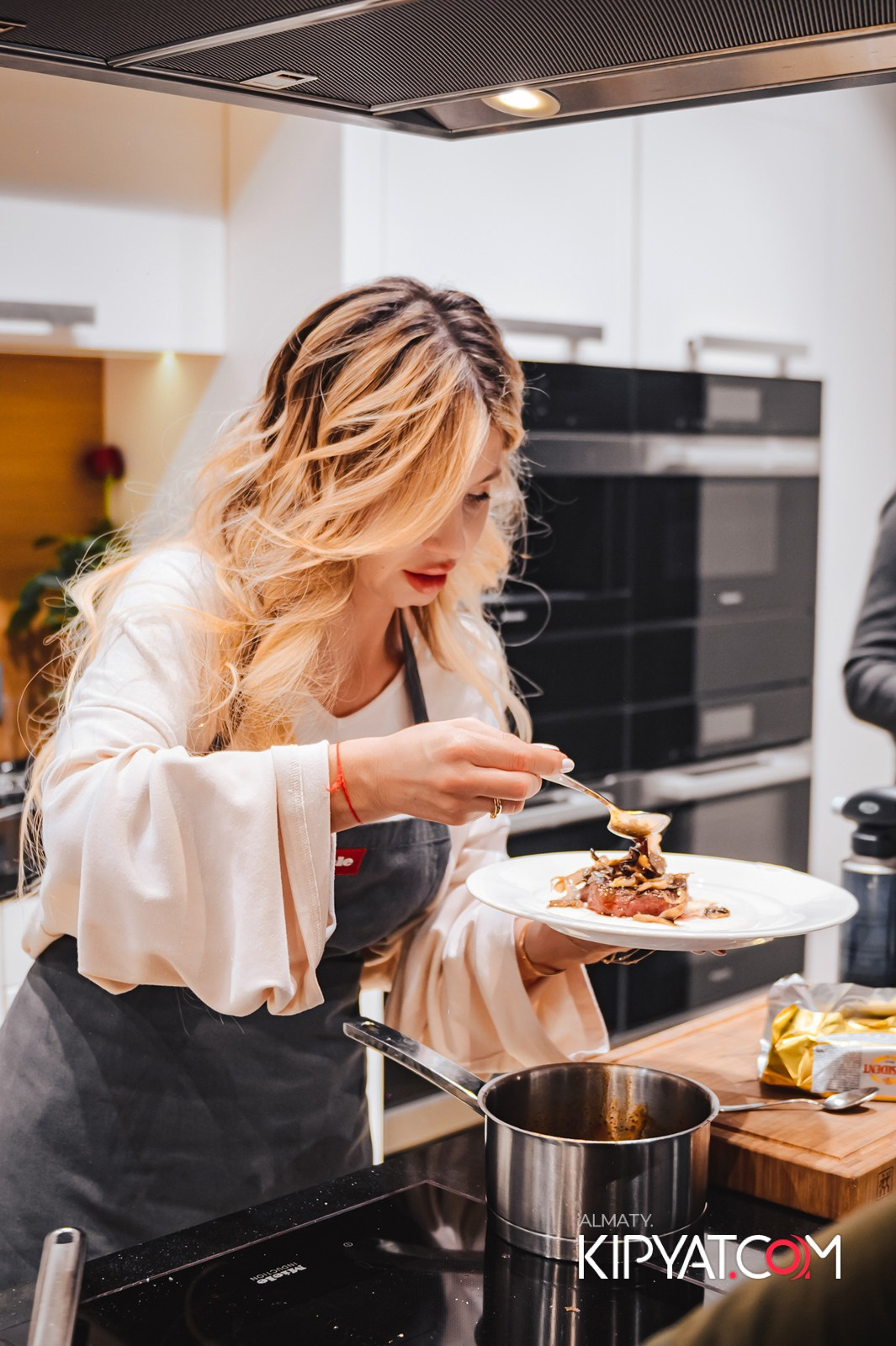 МАСТЕР-КЛАСС MIELE. КИПЯТКОМ АЛМАТЫ!