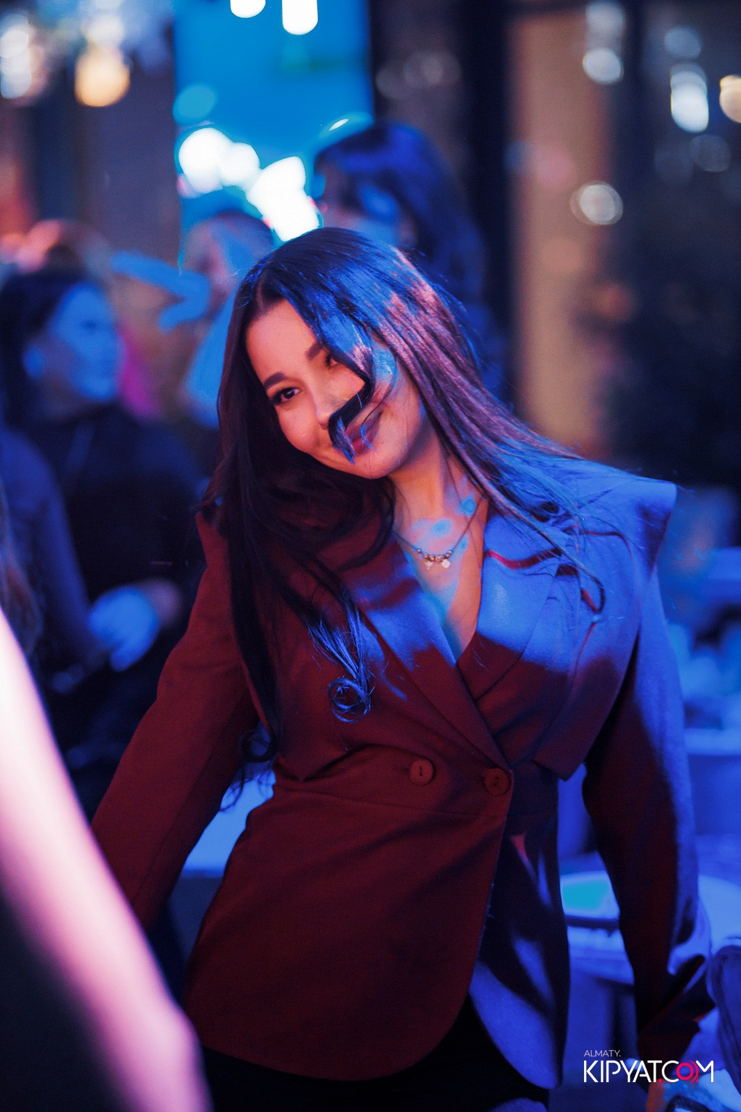 FRIENDS BAR & TERRACE. КИПЯТКОМ АЛМАТЫ!