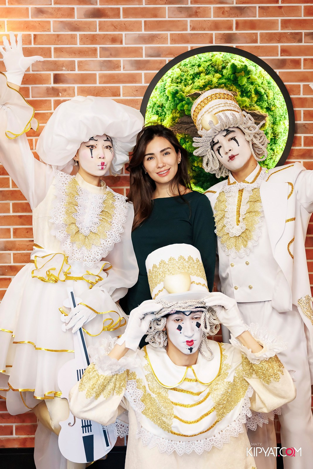 РЕСТОРАН ВЕСЕЛИДЗЕ НА ШЕВЧЕНКО. КИПЯТКОМ АЛМАТЫ!