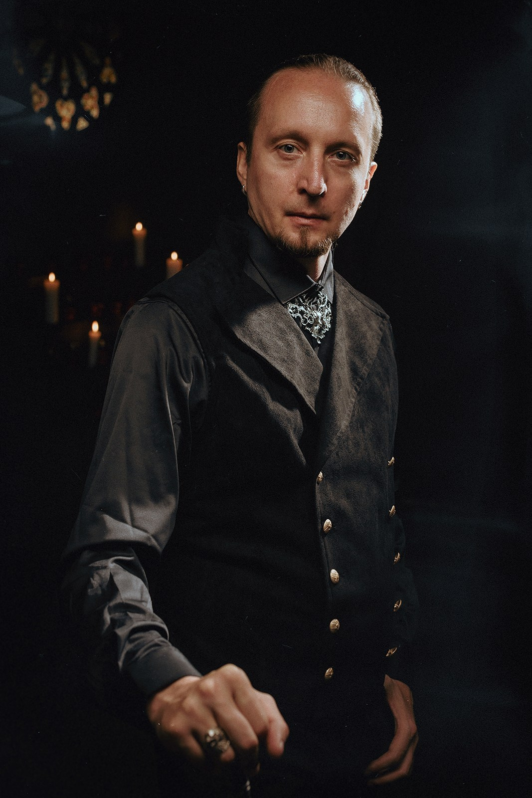 Лев в студии. Портретный и концертный фотограф в Москве Тугарин Александр