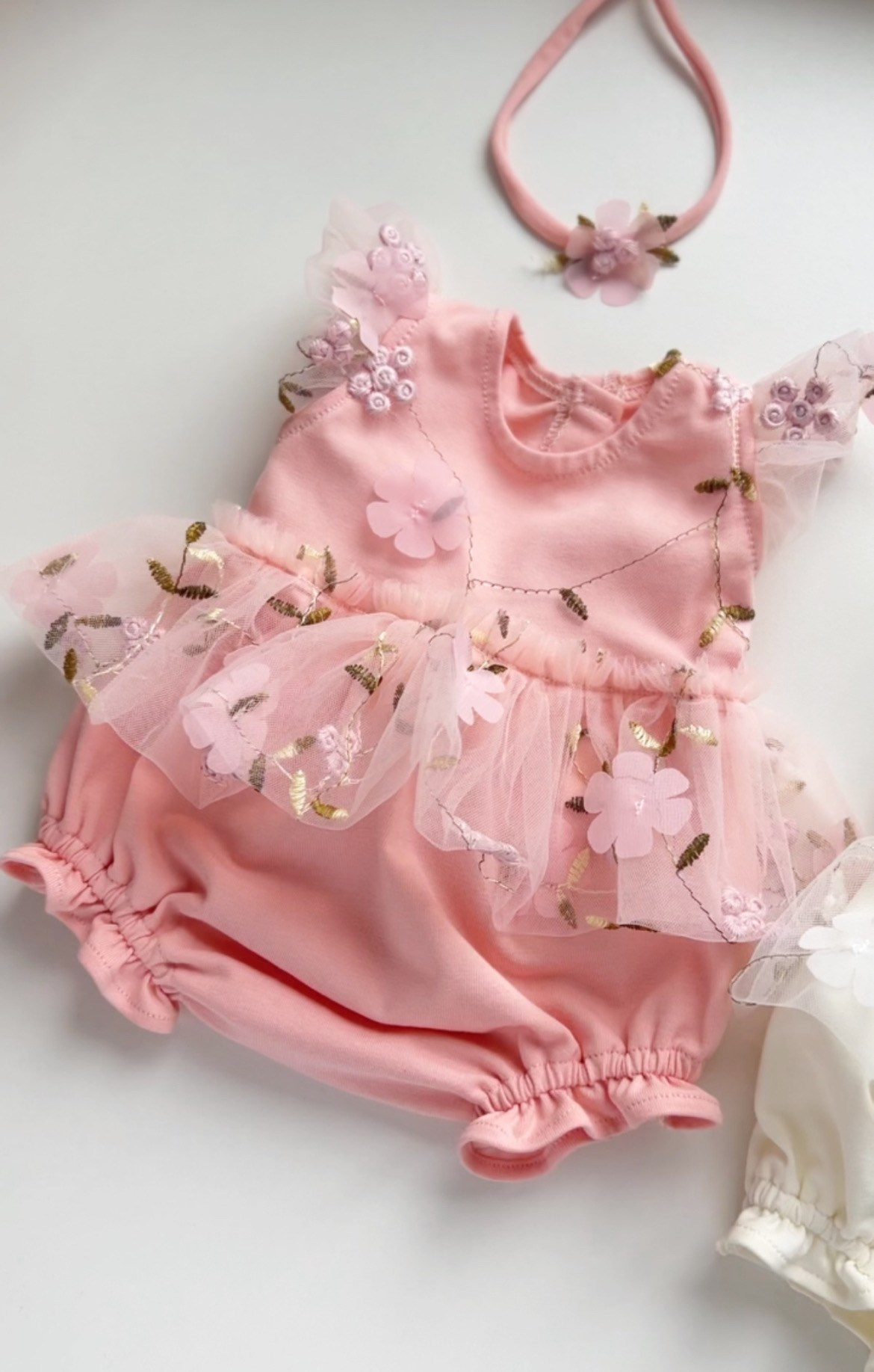 Платья. Фотограф новорождённых в Москве Елена Левина