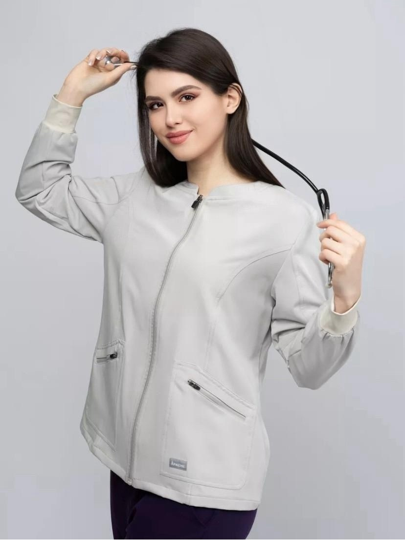 Ксения, 42-44, 178 рост. KED Production — продакшн из СПб. Создаём фото, видео и контент, который помогает брендам и селлерам продавать больше