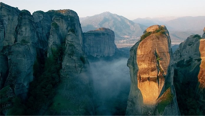 Icarus. Short films by Vadim Sherbakov