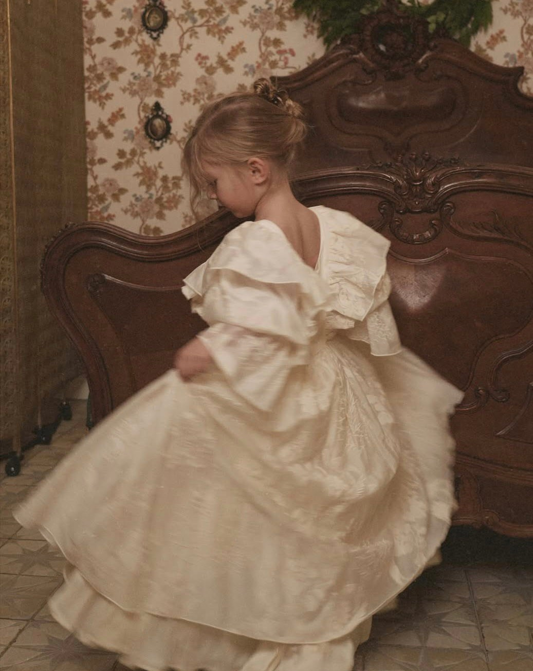 Каталог одежды весна/лето 2026. Свадебный и семейный фотограф в Уфе | Винс Константин | Фотопроекты