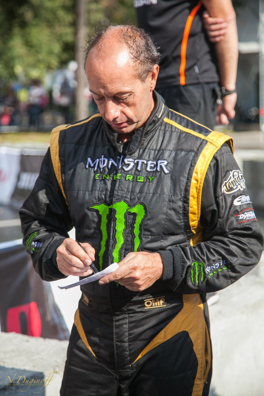 Nissan Nissmo Drive. Профессиональный фотограф Дугинов Николай | Екатеринбург