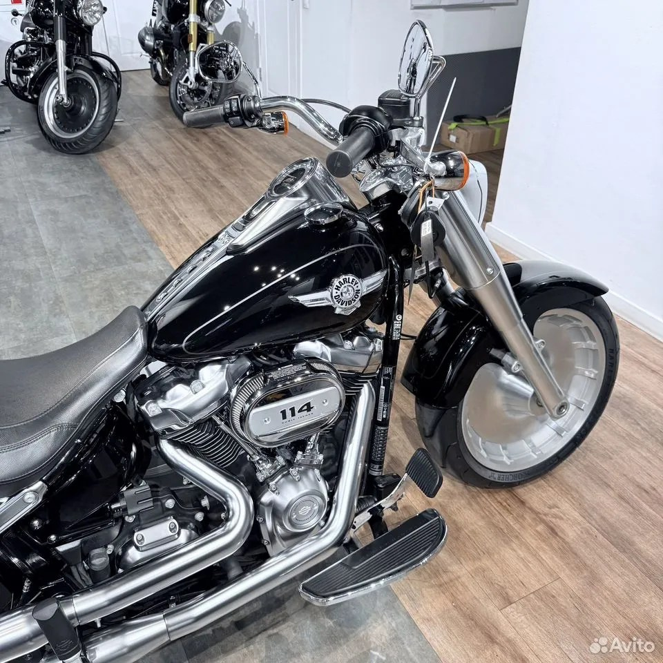 2018 Fat Boy 114 АВS Vivid Вlаck. Hello Davidson, Москва. Только хорошие мотоциклы…