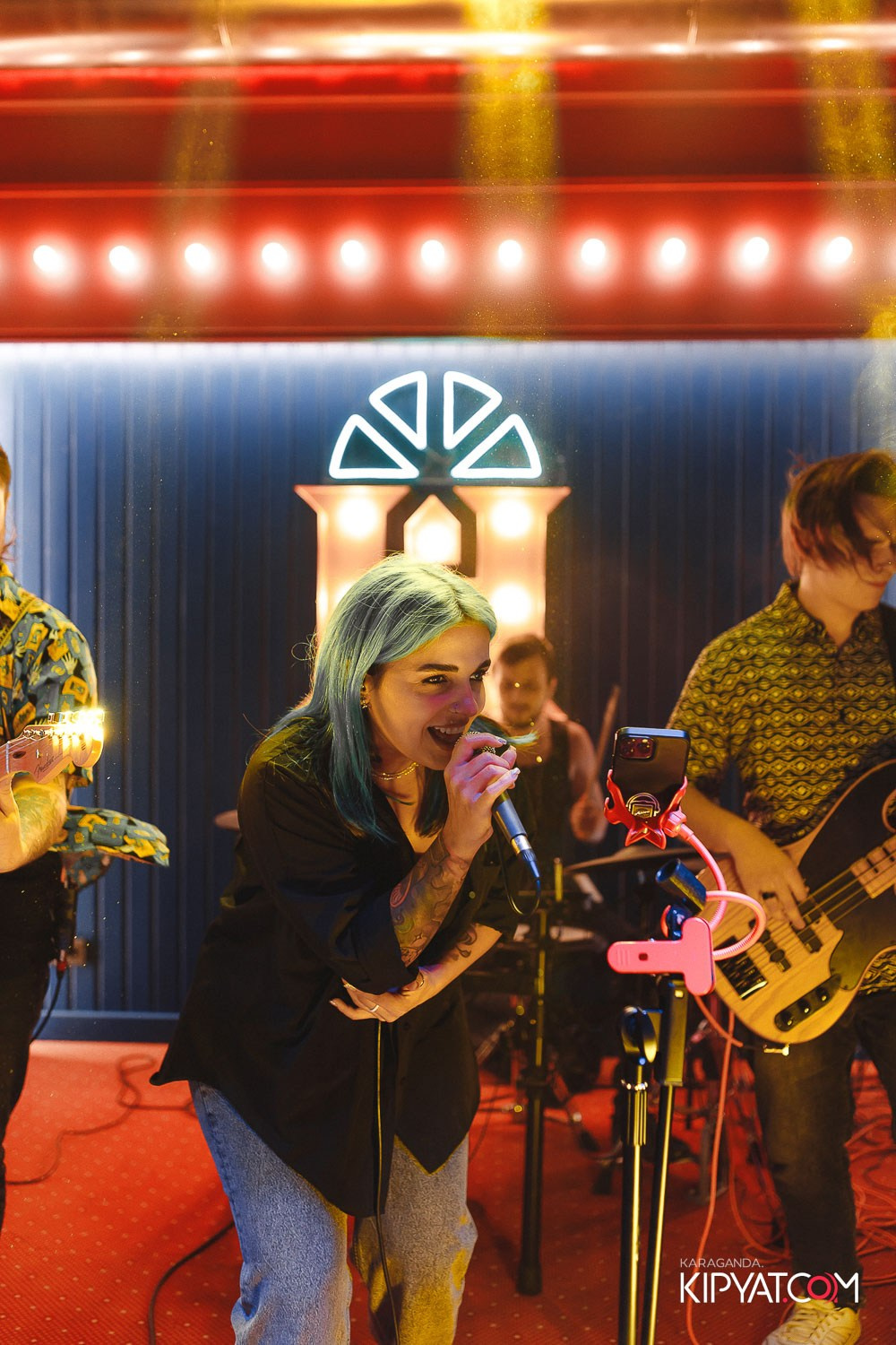 Harat's Irish Pub. Кипятком Караганда